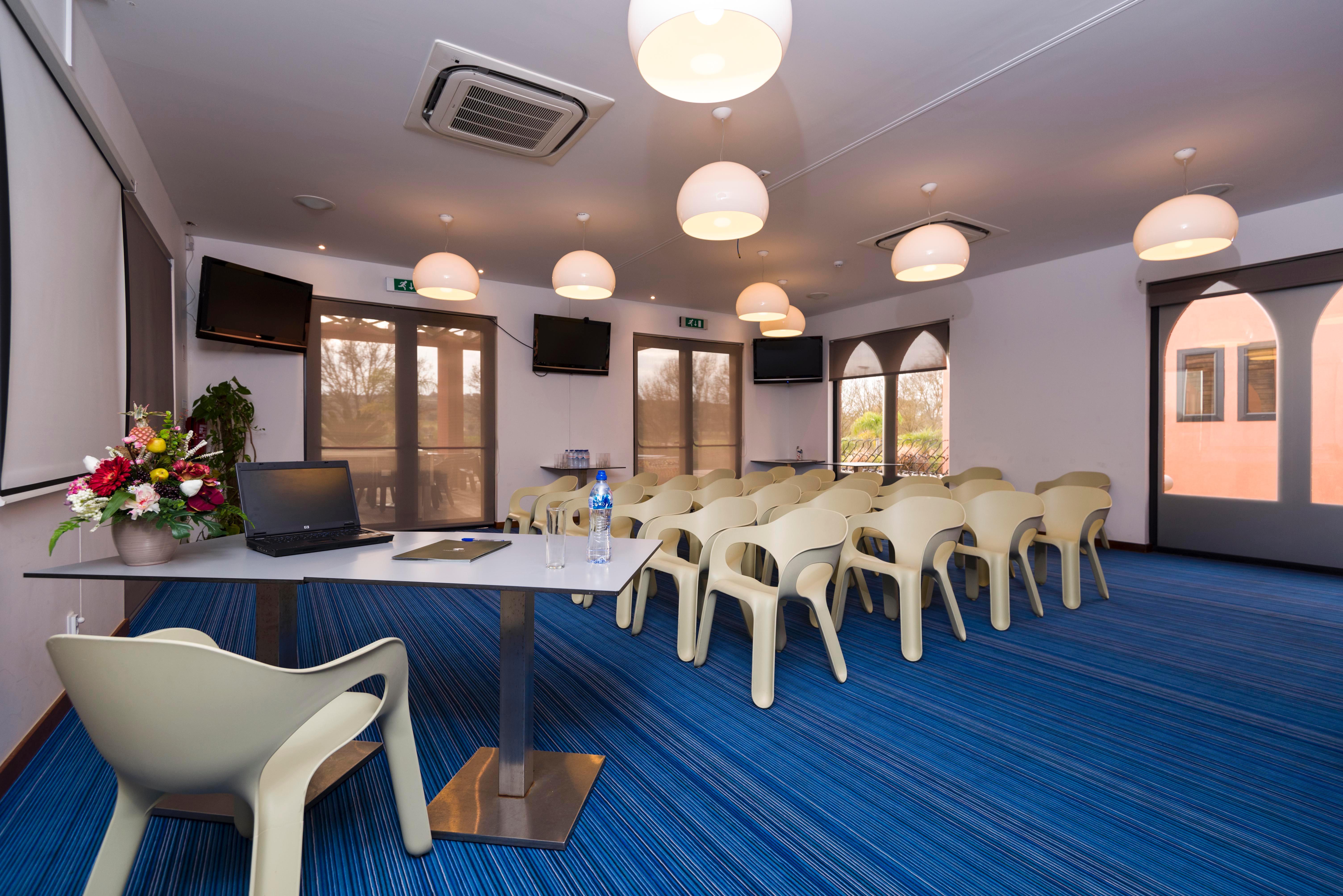Amendoeira Golf - And Hotel
